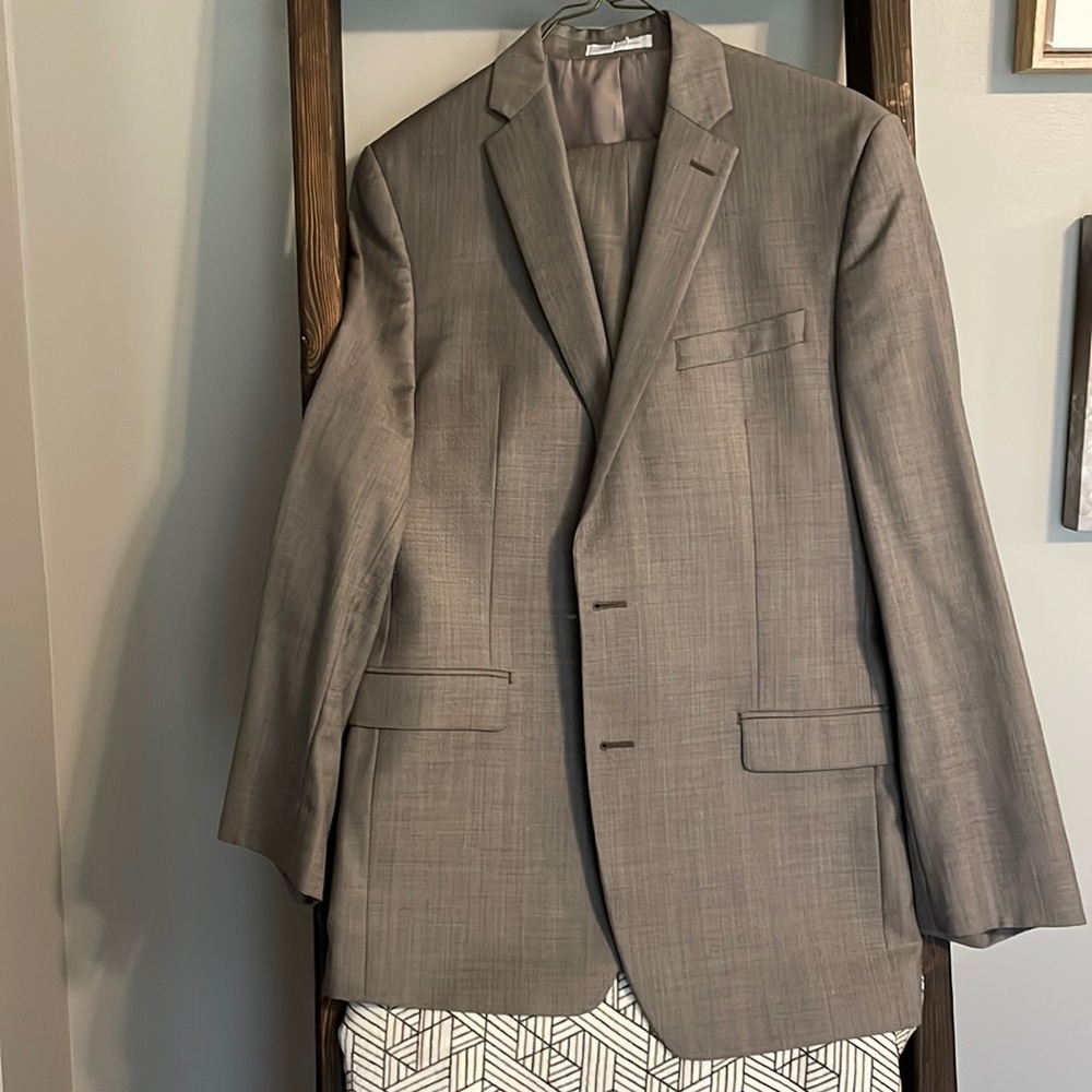 Mens Calvin Klein suit